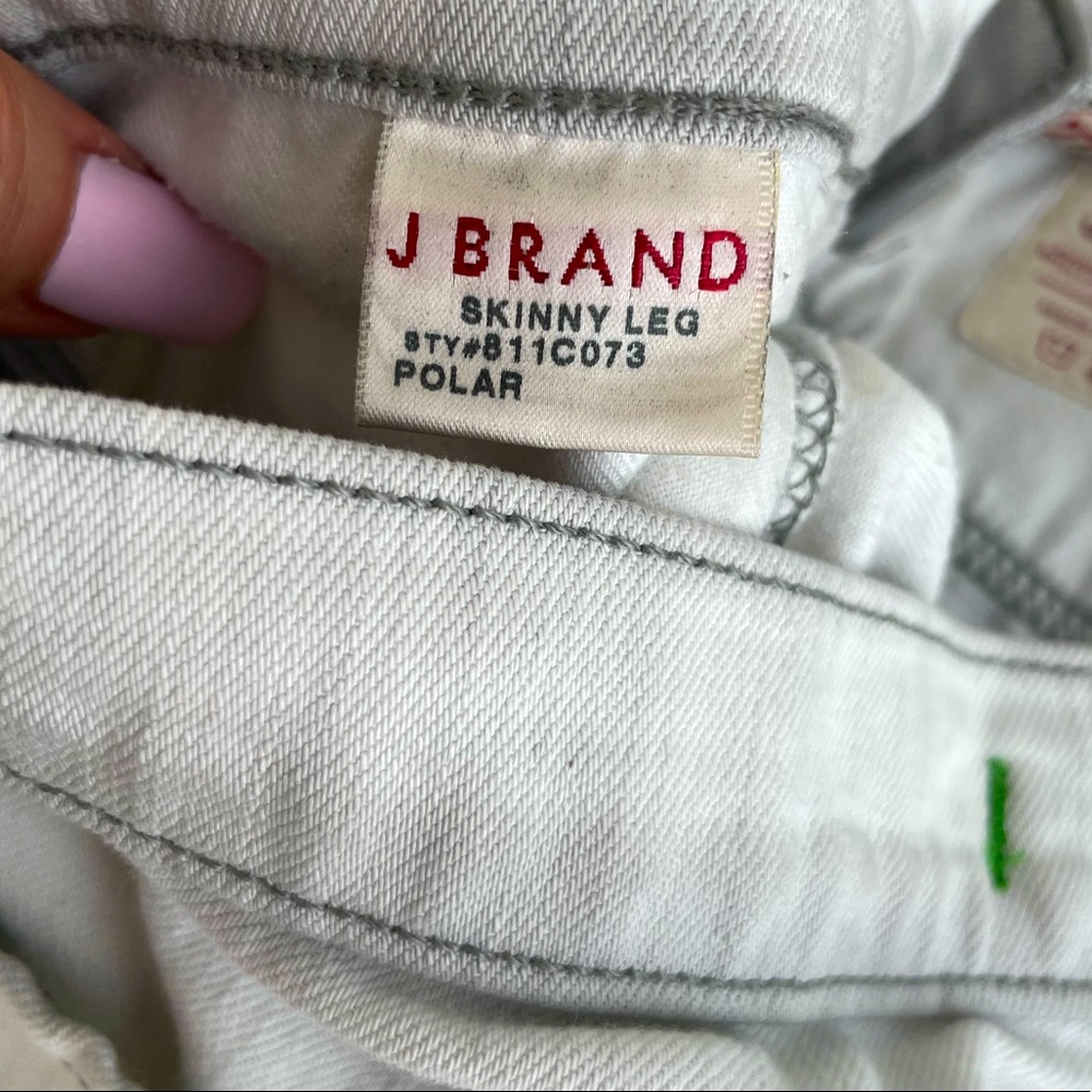J.Brand 811 Polar Skinny’s - Picture 6 of 10